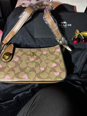 Coach Signature Canvas Shoulder Bag in Pink Floral Print